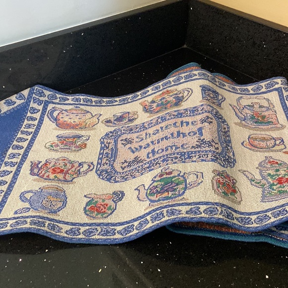 Table Runner Blue Teapots Tea Theme "Share the Warmth of Home" Tapestry - Picture 5 of 6